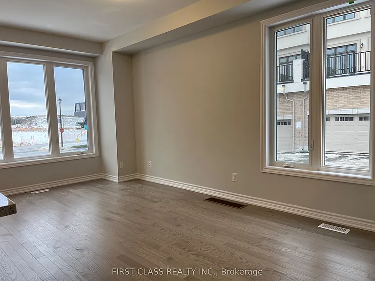 34 Freeman Williams St — Photo 7