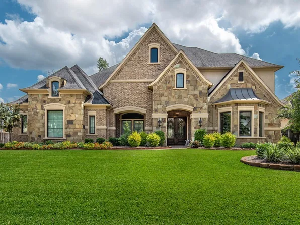 42 Pondera Point Dr, Tomball, TX 77375