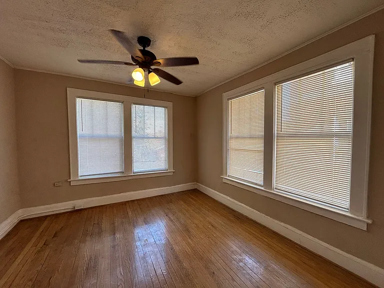 College St 2623 — Photo 10
