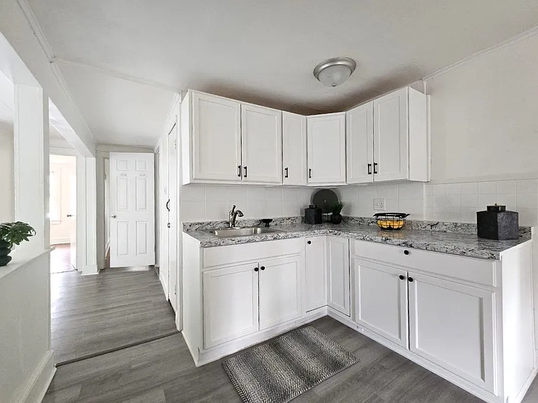 10 Benedict St #1 & 2 — Photo 7