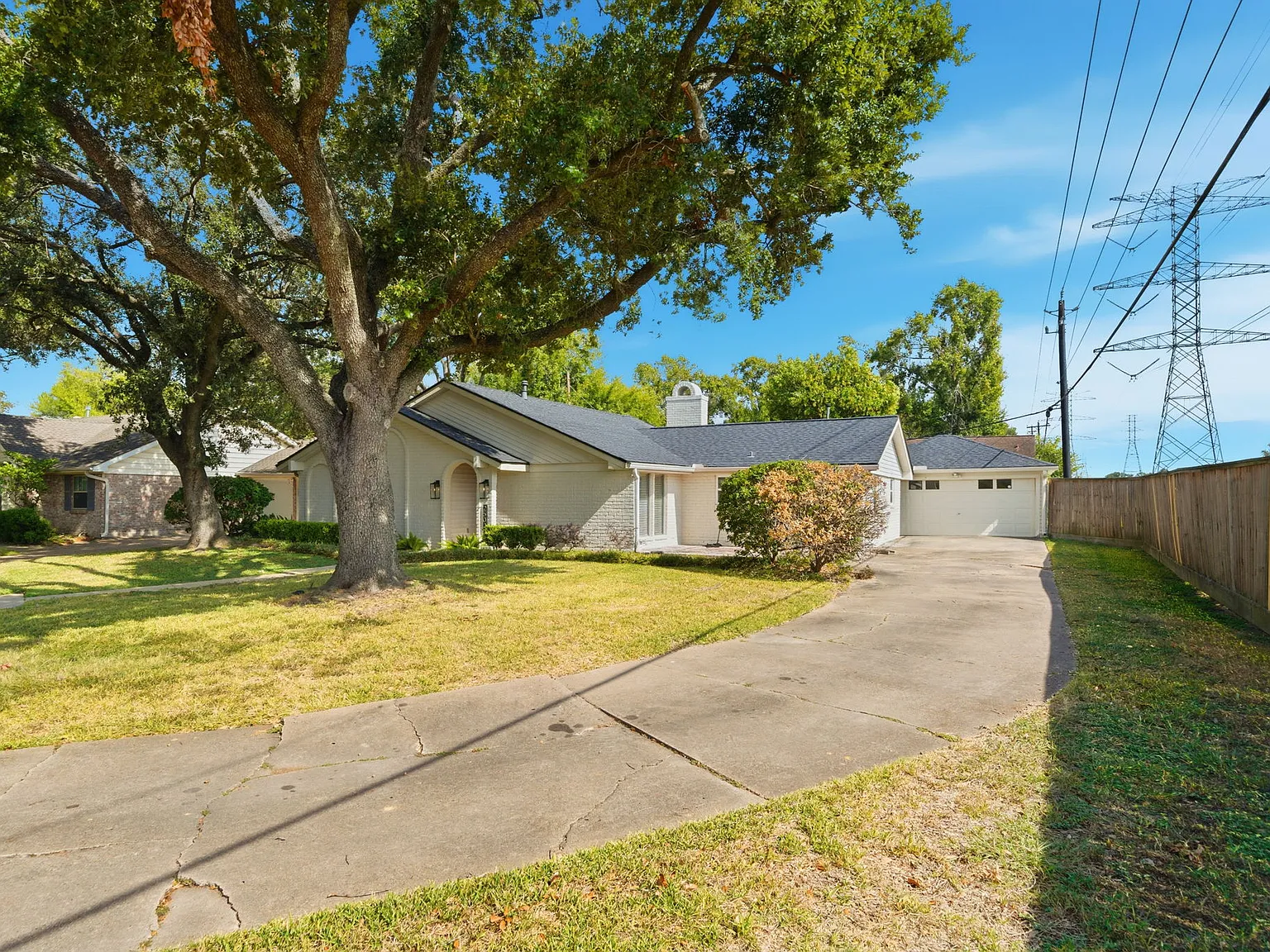 3 bed, 1872 sqft, $2,700 — Photo 4