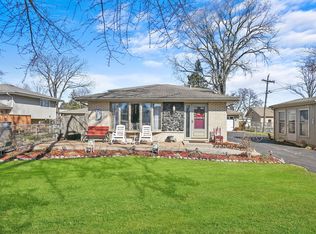 8524 W 80th St, Justice, IL