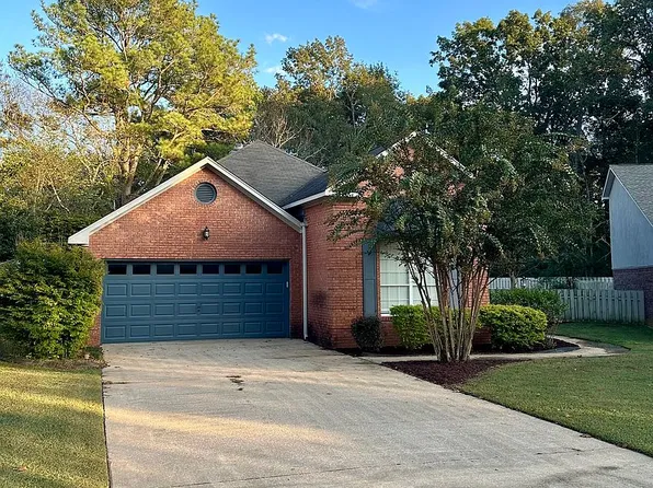 22400 Monterey Dr, Athens, AL 35613