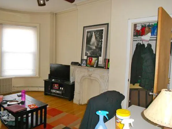 88 Hammond St, Boston, MA