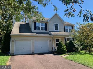 311 S Haverfield Dr, Spring City, PA 19475