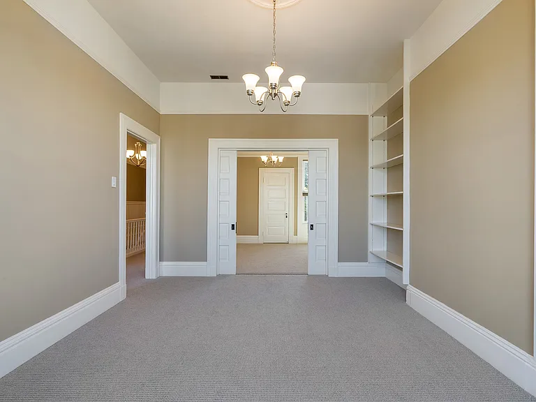 8 Whitney St #8 — Photo 9