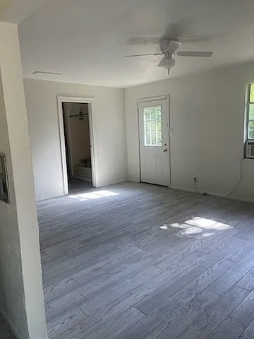 5653 FM 858 — Photo 2