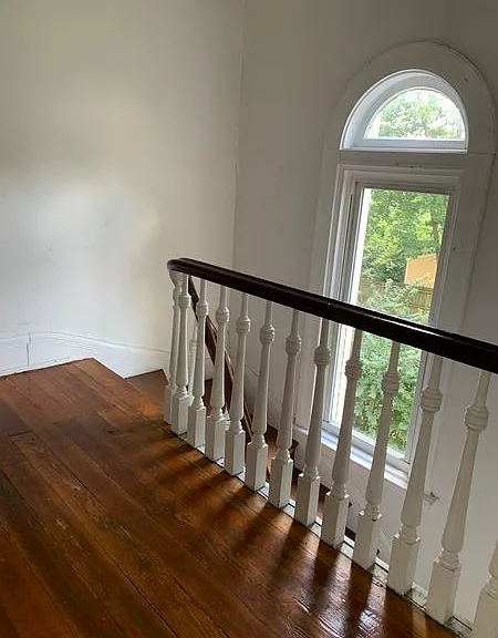 3042 Gilbert Ave #2 — Photo 3