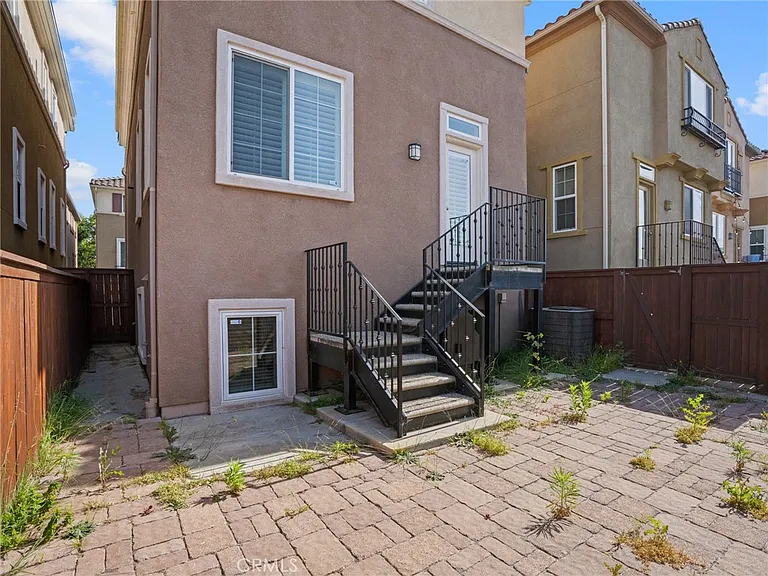 1309 Songbird Way — Photo 34