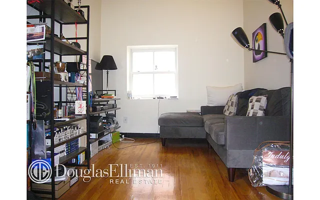 Rented by Douglas Elliman | media 14