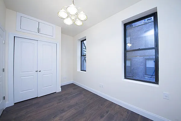 Rented by REAL New York | media 25