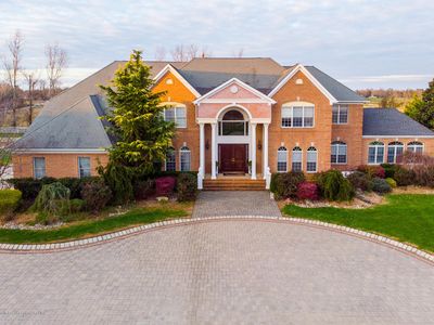 4 Air Dancer Ln, Colts Neck, NJ, 07722