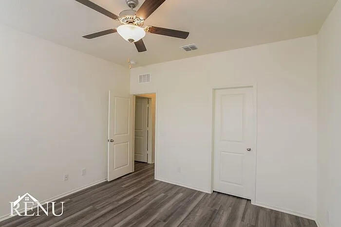 5223 Dawn Break St — Photo 9