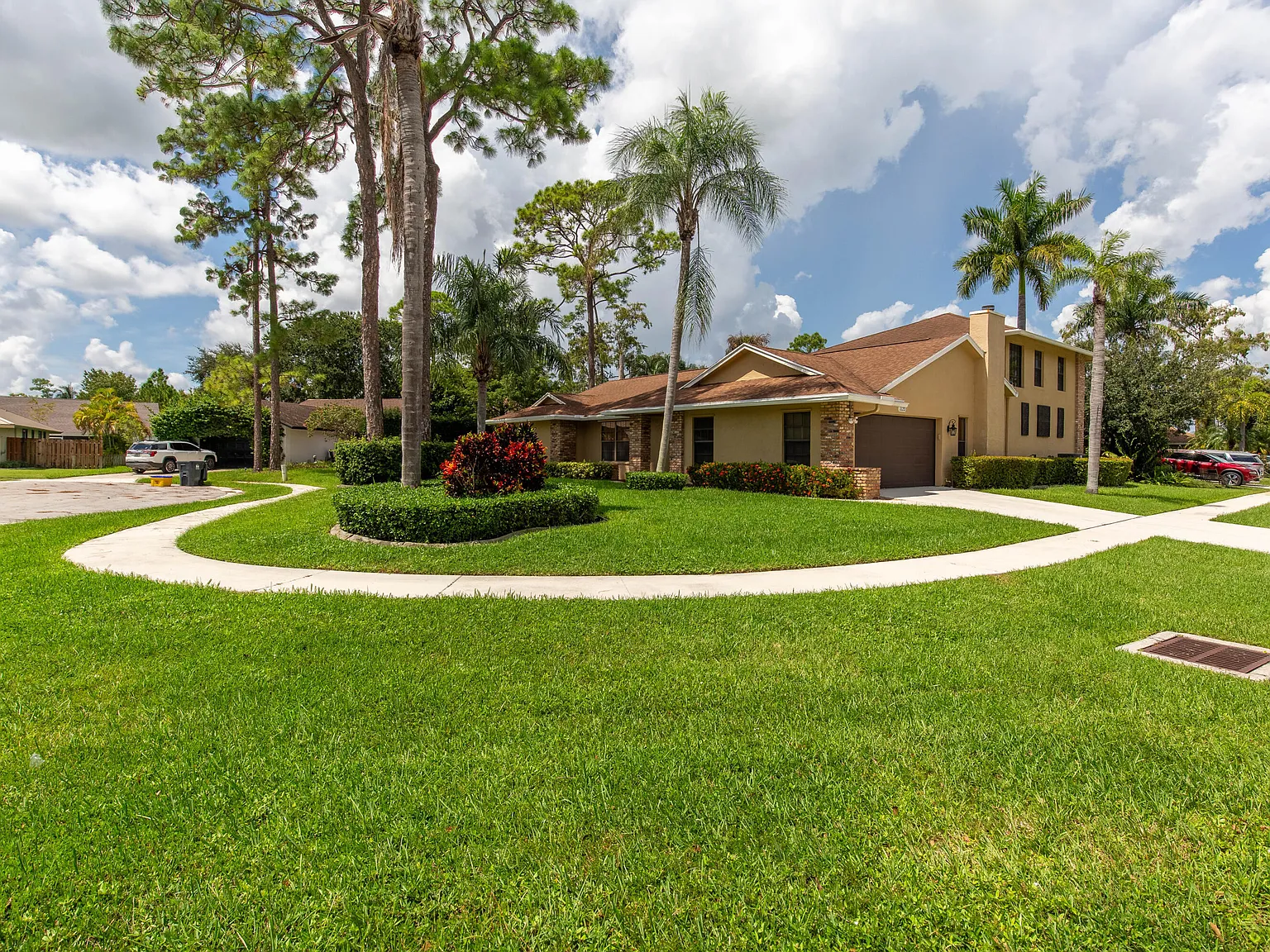 5 bed, 3.0 bath, 2487 sqft, $5,500 — Photo 4
