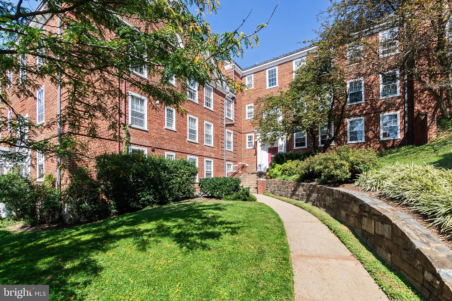 3881 Porter St NW APT F300 photo 1