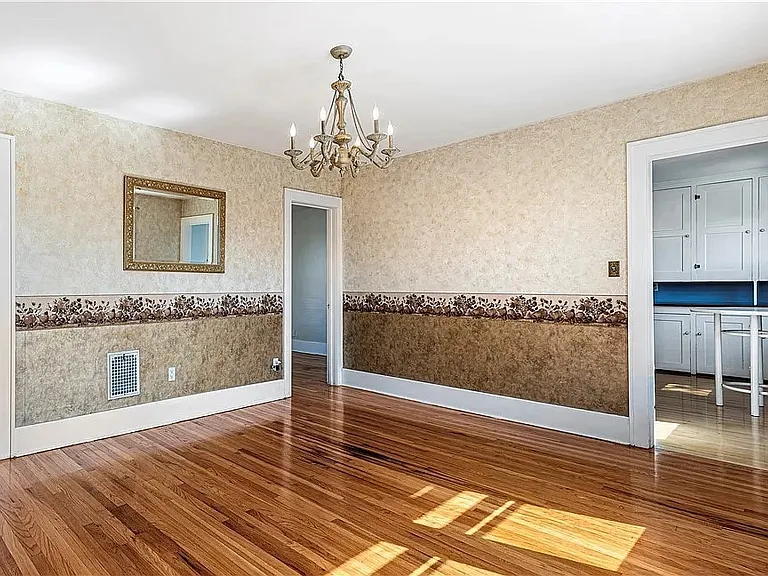 120 Lynch Ave #2 — Photo 9