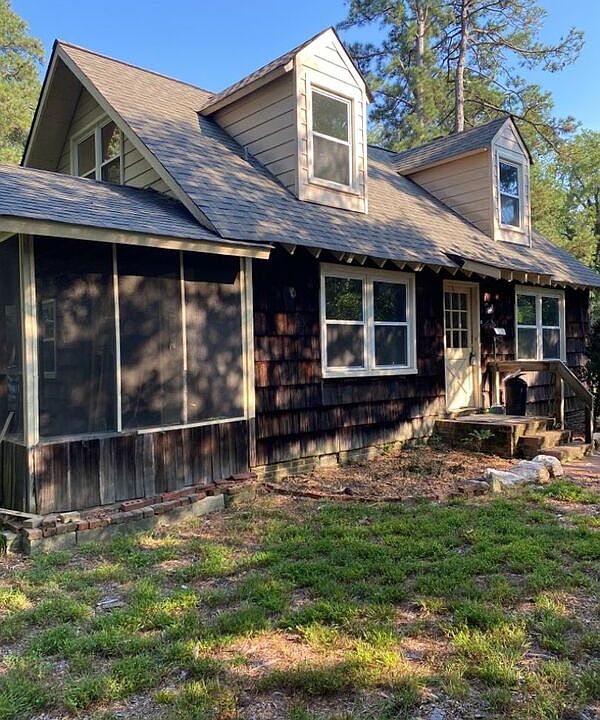 1st image of 119 Mimosa Dr