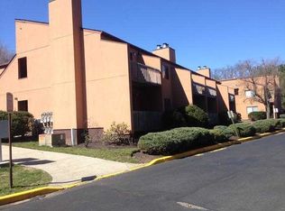 405 Town Hill Rd, Nanuet, NY 10954