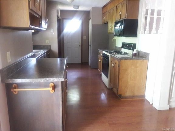 5th image of 660 Glade Park Dr
