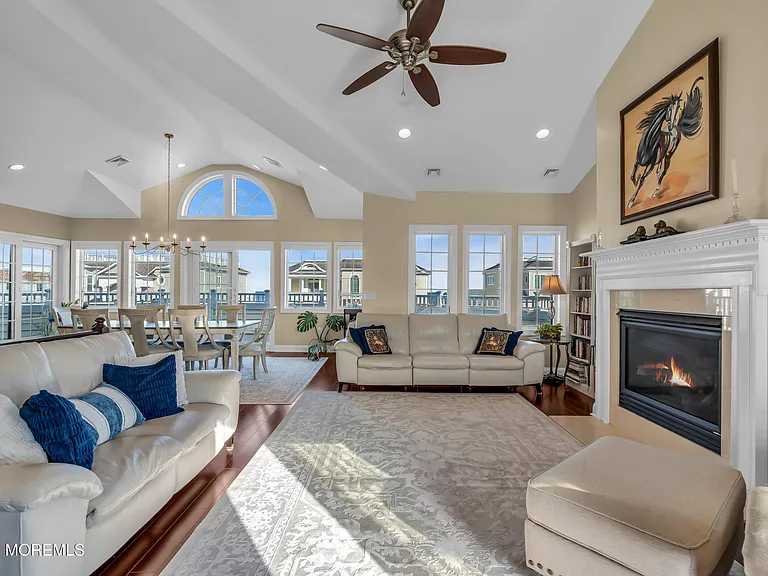 2 Tradewinds Ln — Photo 11