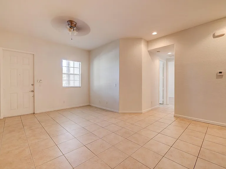 10560 SW Stephanie Way #1102 — Photo 6