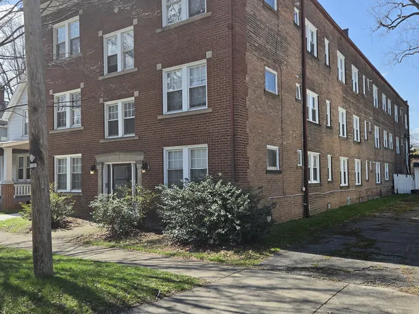 1332 W 83rd St APT 6, Cleveland, OH 44102