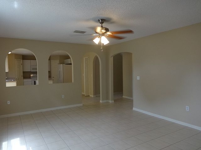 2nd image of 1015 Astor Ct #0
