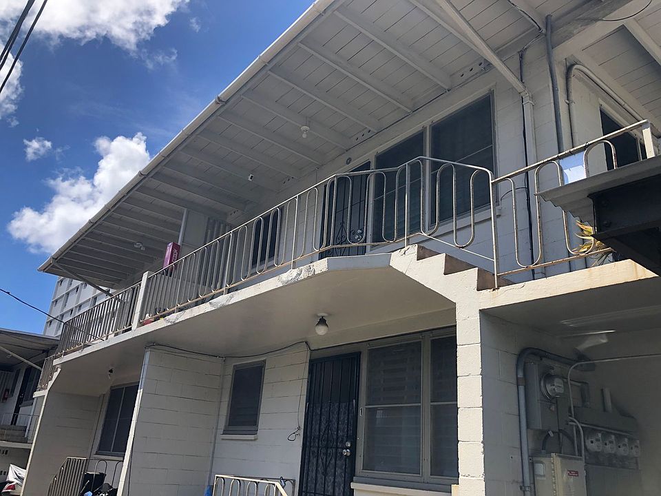 1st image of 1669 S Beretania St APT 4
