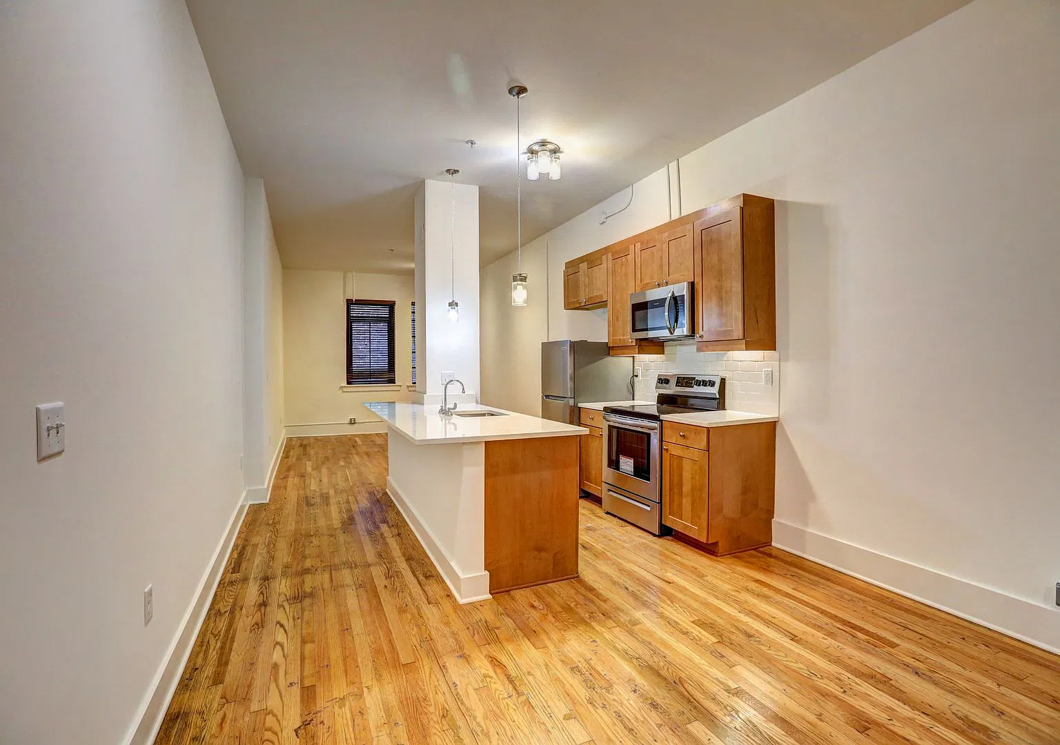 304 E Grace St — Photo 4