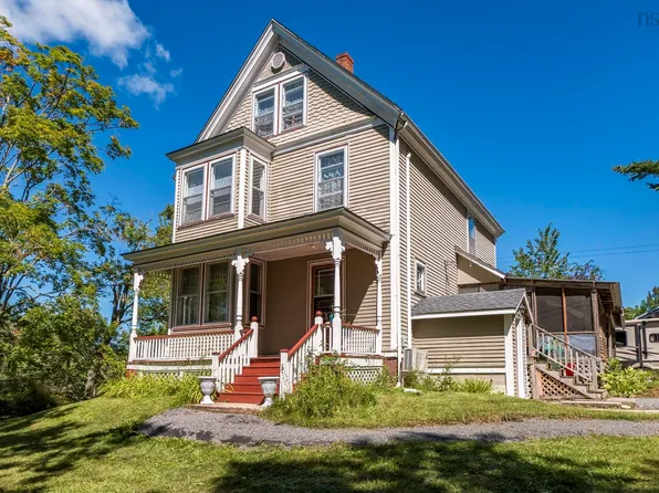 4068 Highway 1, Garlands Crossing, NS B0N 2T0