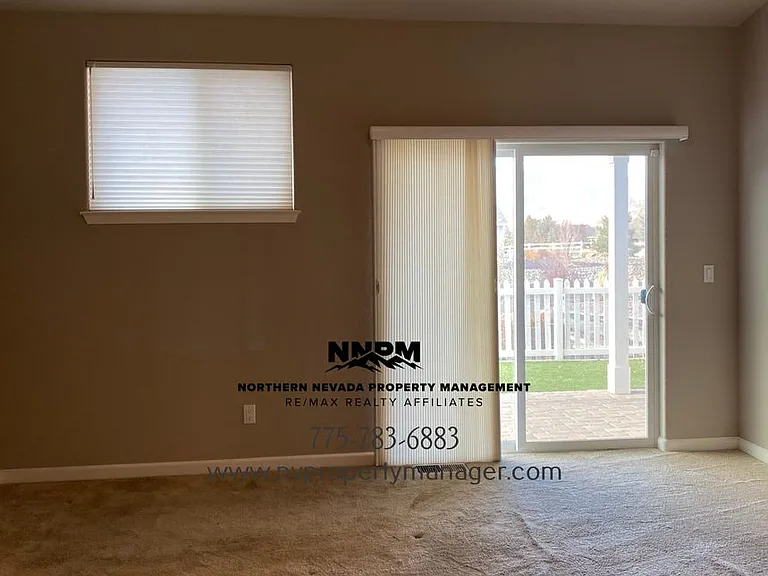 2858 Mac Dr — Photo 7