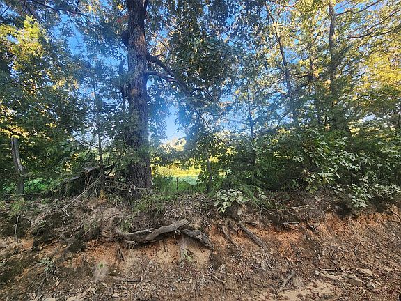 4th image of 8388 S Research Rd