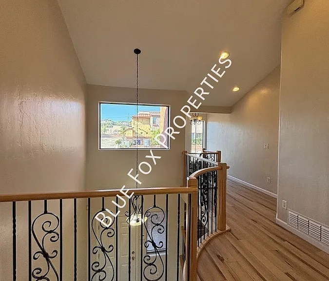 322 N Hasman Dr — Photo 10