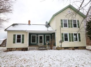 4005 Peters Rd, Columbiaville, MI 48421