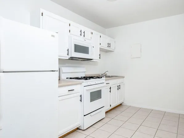 1004 Samantha St #12, Normal, IL 61761