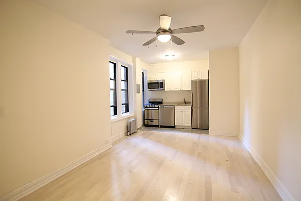 Rented by Compass | media 2