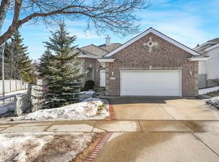 1033 Carter Crest Rd NW, Edmonton, AB