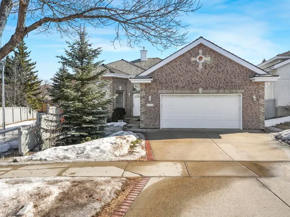 1033 Carter Crest Rd NW, Edmonton, AB T6R 2M6