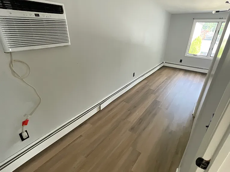 2144 Evans St #1 — Photo 13