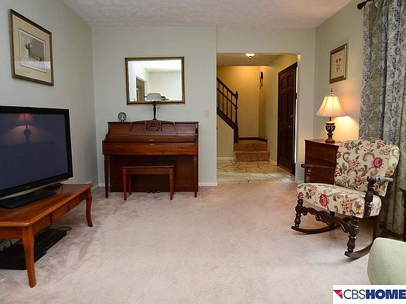 5th image of 706 Hogan Dr