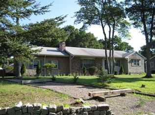 30 Washington Ave, West Yarmouth, MA 02673