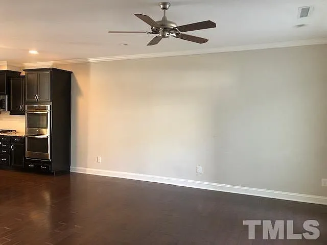 927 Rosepine Dr — Photo 7