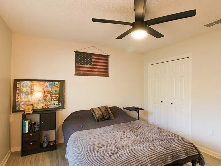 2821 Clayton Dr — Photo 12