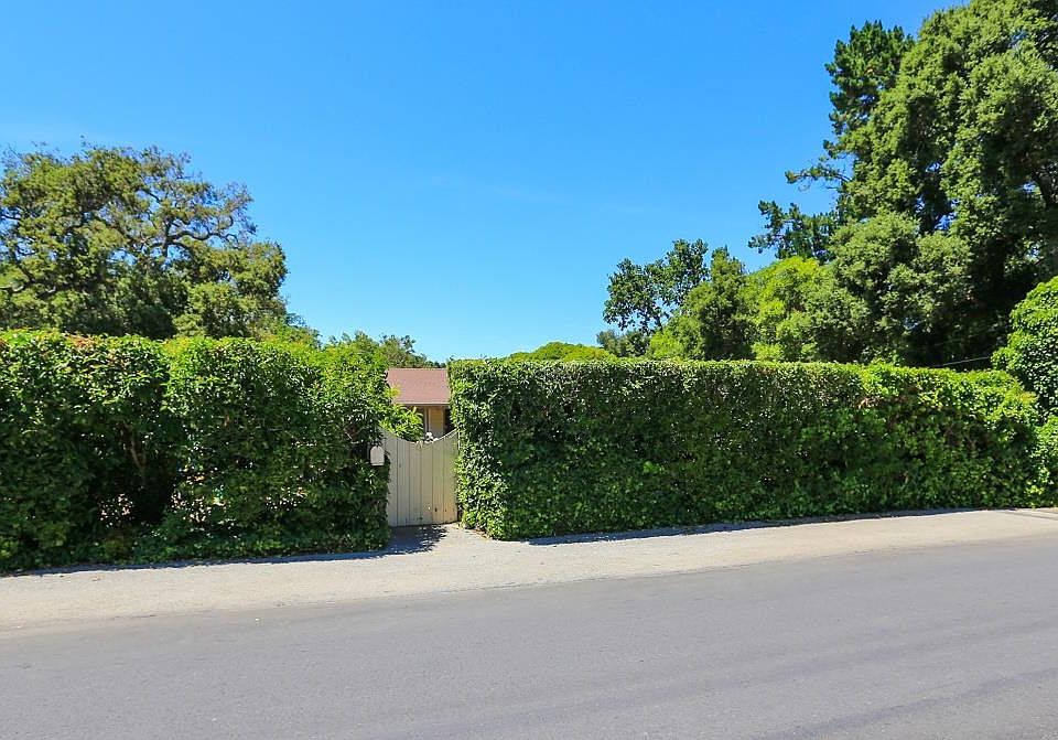 1st image of 28 Almendral Ave