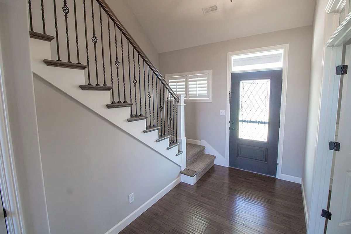Building Photo - 7407 Pemberton Dr