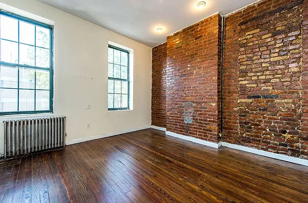 Rented by Nooklyn NYC LLC | media 16