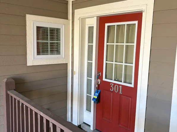 20 Foxden Dr Unit 301, Fletcher, NC 28732