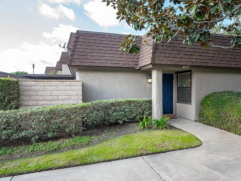 8155 Carmel Dr — Photo 40