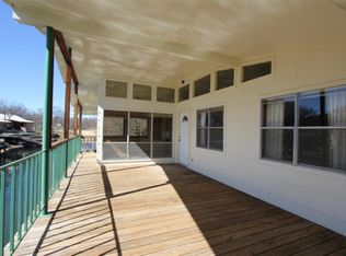 1128 E Hill Cir, Granite Shoals, TX 78654