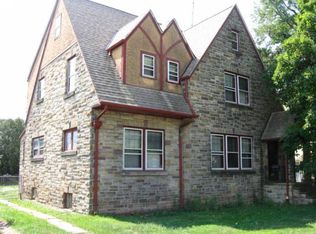 1079 W Main St, Newark, OH